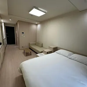 아파트호텔 The Hide, 제주